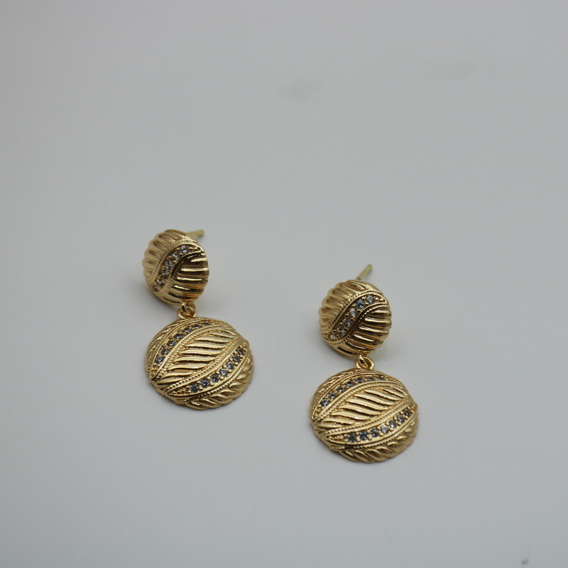 E59BBEE78987-100.png earring