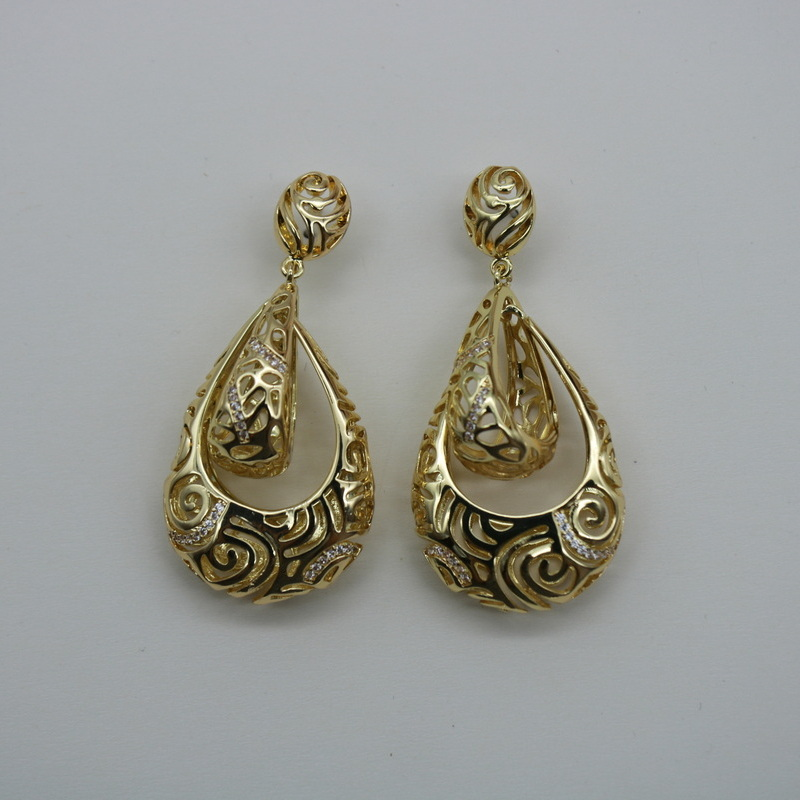 E59BBEE78987-82.png earring