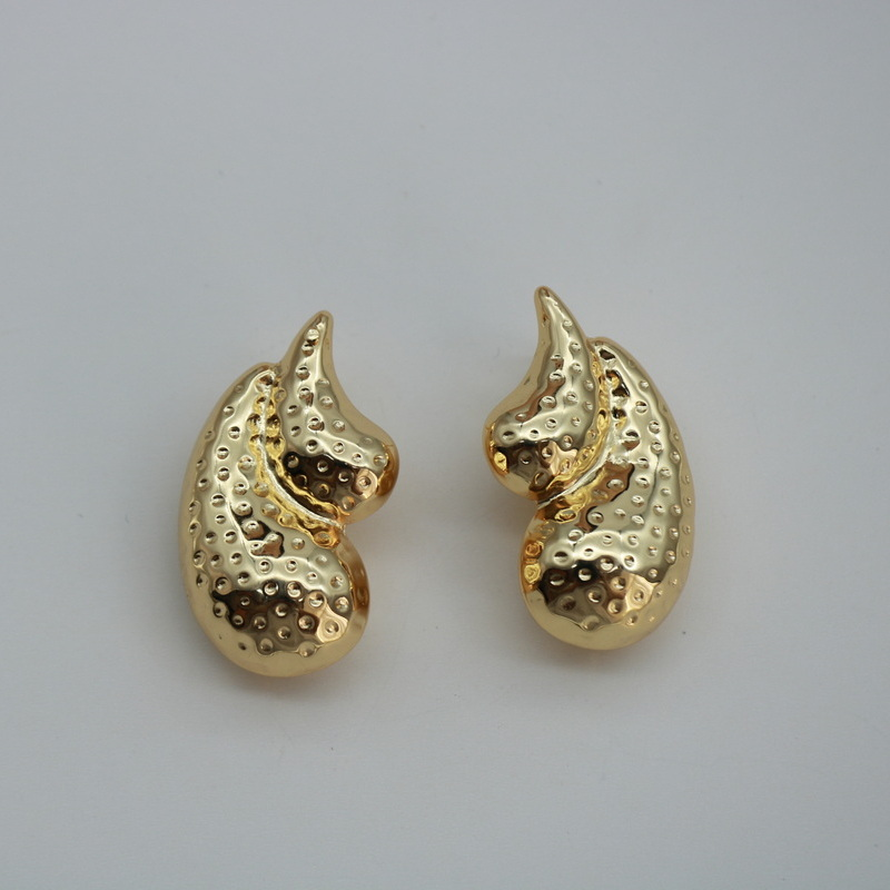 E59BBEE78987-93.png earring