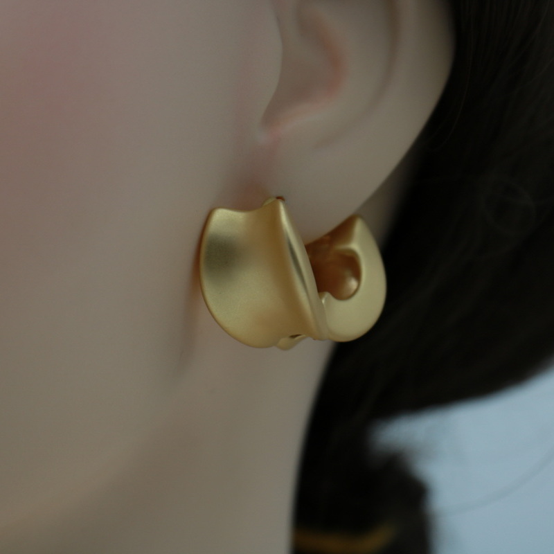 IMG_4548 earring - Image 2