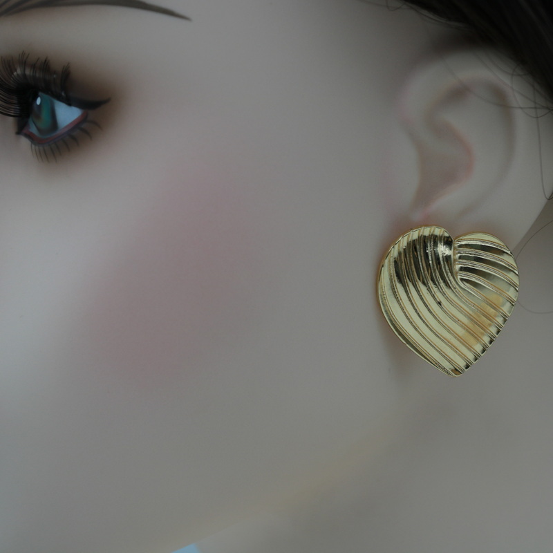 IMG_4579 earring - Image 4