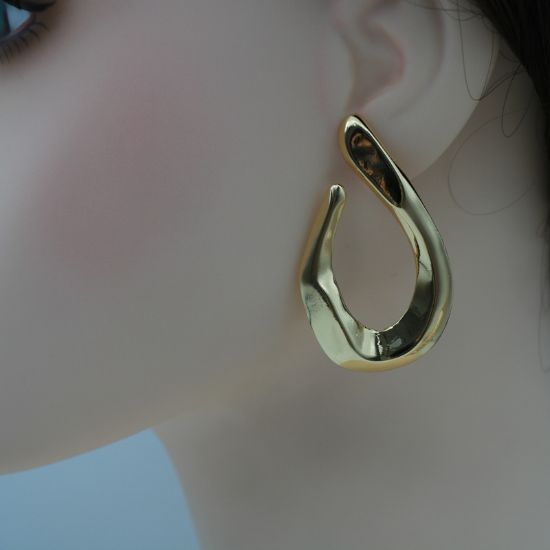 IMG_4581 earring - Image 3