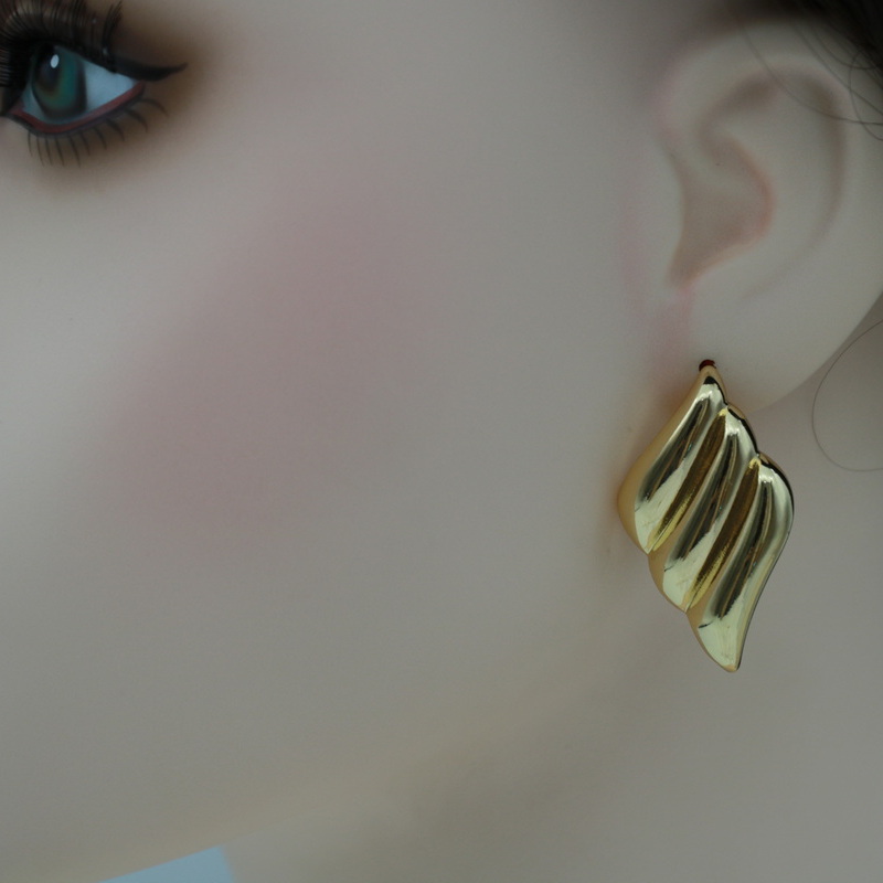 IMG_4641 earring - Image 4