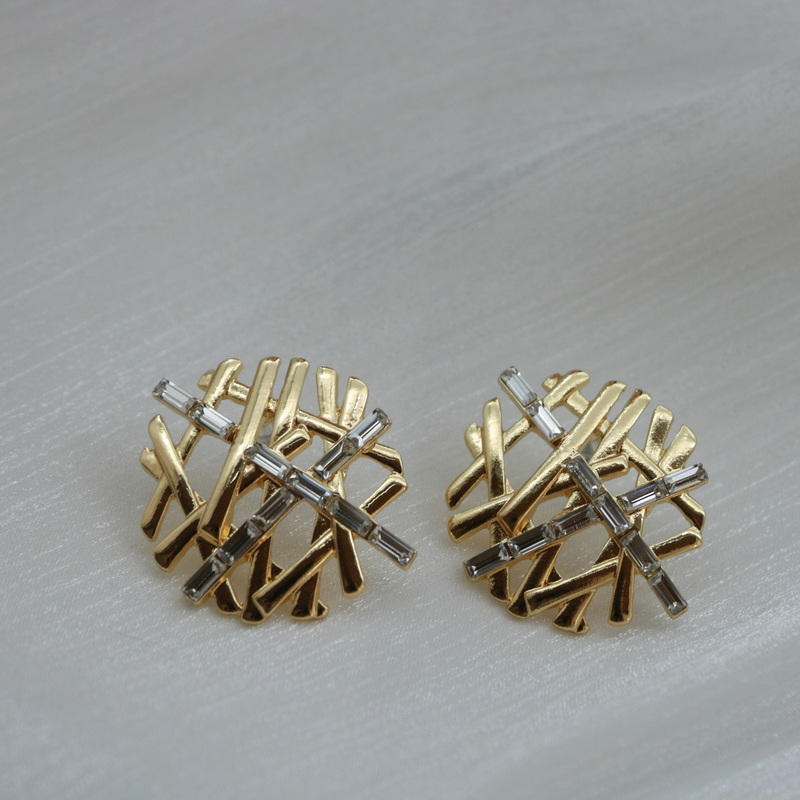 IMG_4731 earring - Image 3